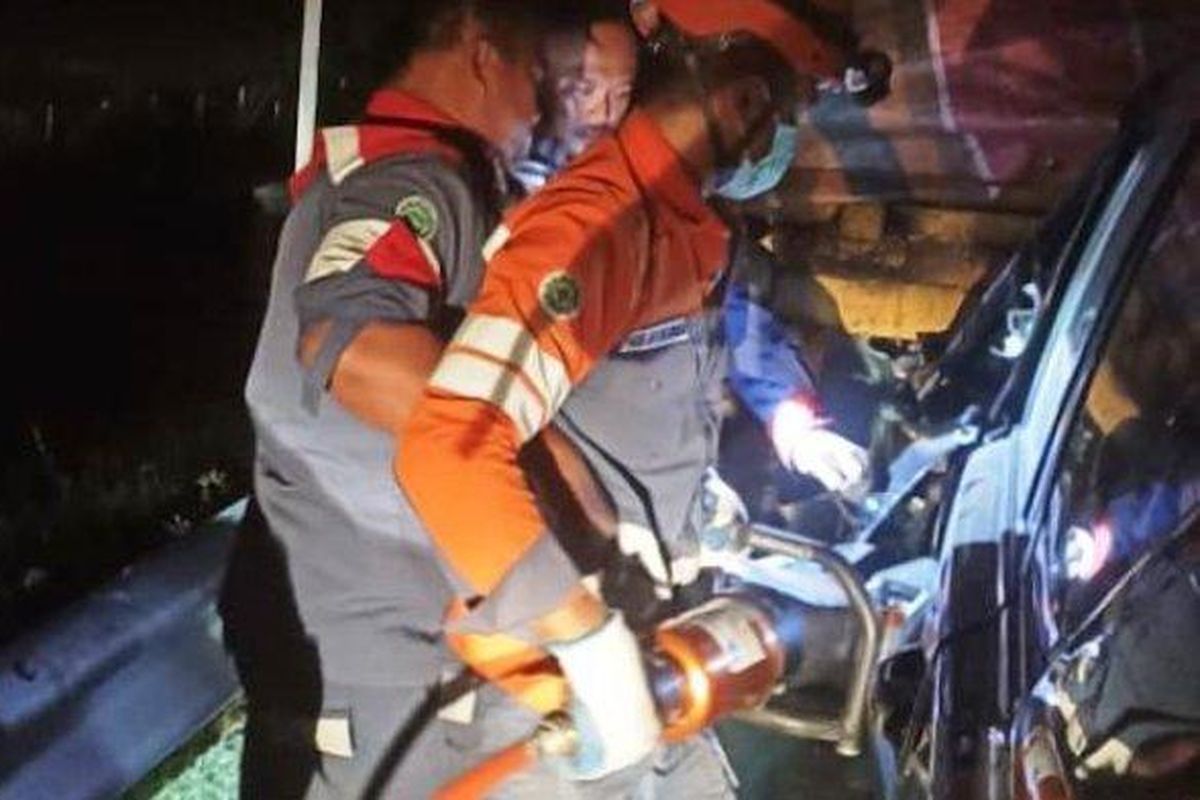 microsleep, mobil, kecelakaan mobil, microsleep saat berkendara, anggota DPR kecelakaan tol pemalang, Kecelakaan Anggota DPR di Tol Pemalang, Sopir Diduga Alami Microsleep