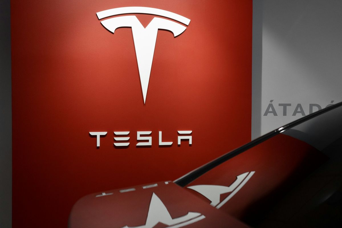 otomotif, Amerika Serikat, Elon Musk, mobil listrik, kendaraan listrik, Daftar Merek Mobil Listrik Terlaris di AS 2025, Tesla Masih Berkuasa