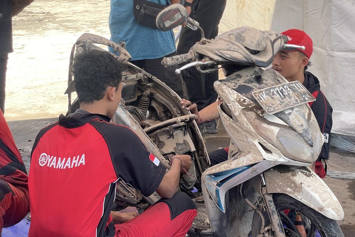 servis gratis, diler yamaha, Banjir Bali, yamaha, Oli gratis, Yamaha Buka 21 Posko Siaga Banjir di Bali