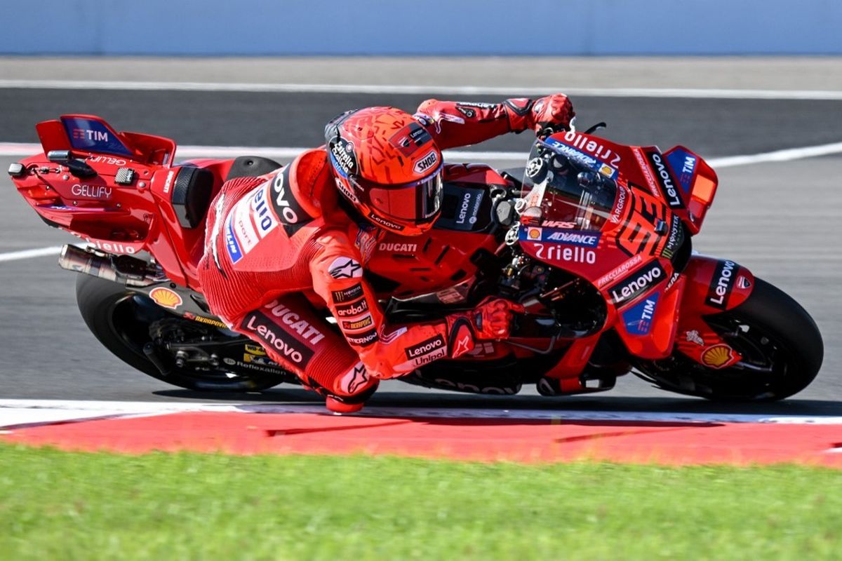 MotoGP, Marc Marquez, balap motor, ducati, motogp 2025, Marc Marquez Absen di MotoGP Australia dan Malaysia, Fokus Pemulihan