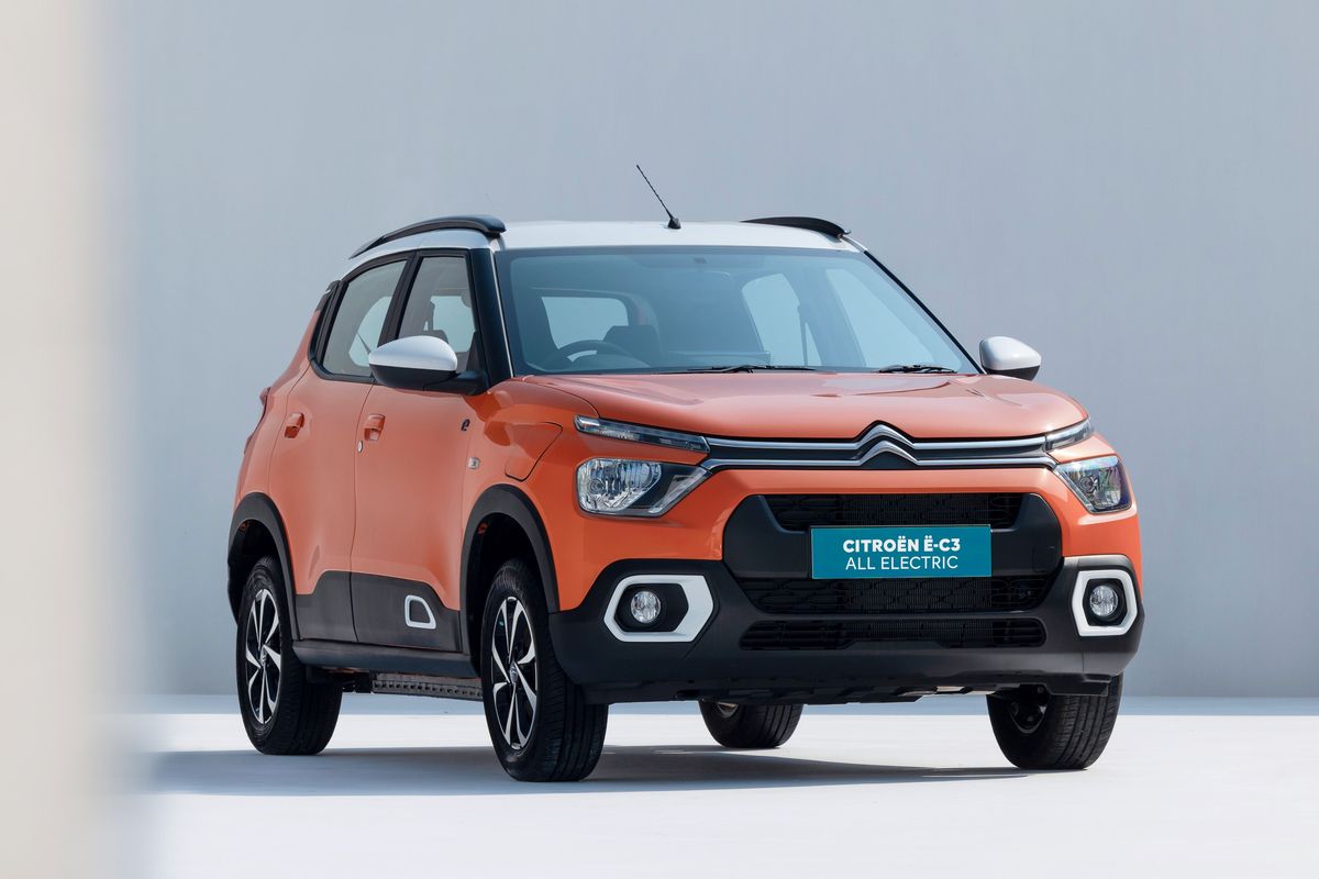 diskon besar, Citroen E-C3, layanan servis gratis, perluasan jaringan diler, Citroen E-C3 All Electric: Harga Spesial Rp 280 Jutaan Agustus 2025