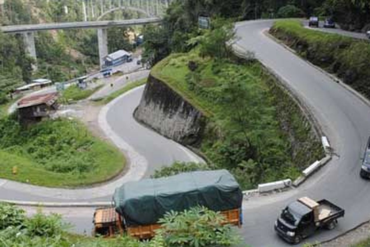 mudik, berkendara aman, blind spot, jalan berkelok, Kelok 9, Berkendara Aman di Jalan Berkelok Selama Mudik
