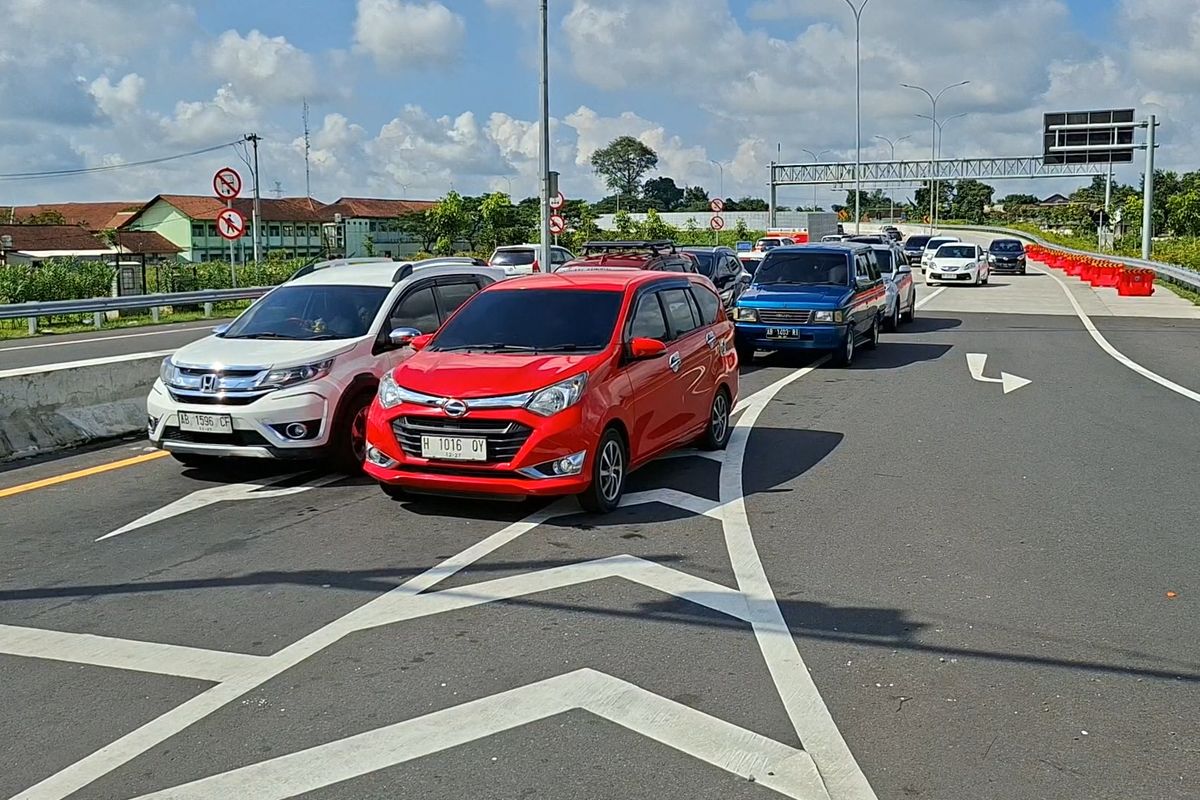 Pengalihan, Yogyakarta, Lebaran 2025, kemacetan, pengalihan, yogyakarta, Tol Solo-Yogya, Antisipasi Kemacetan Panjang, Tol Solo-Yogya Dialihkan Bertahap