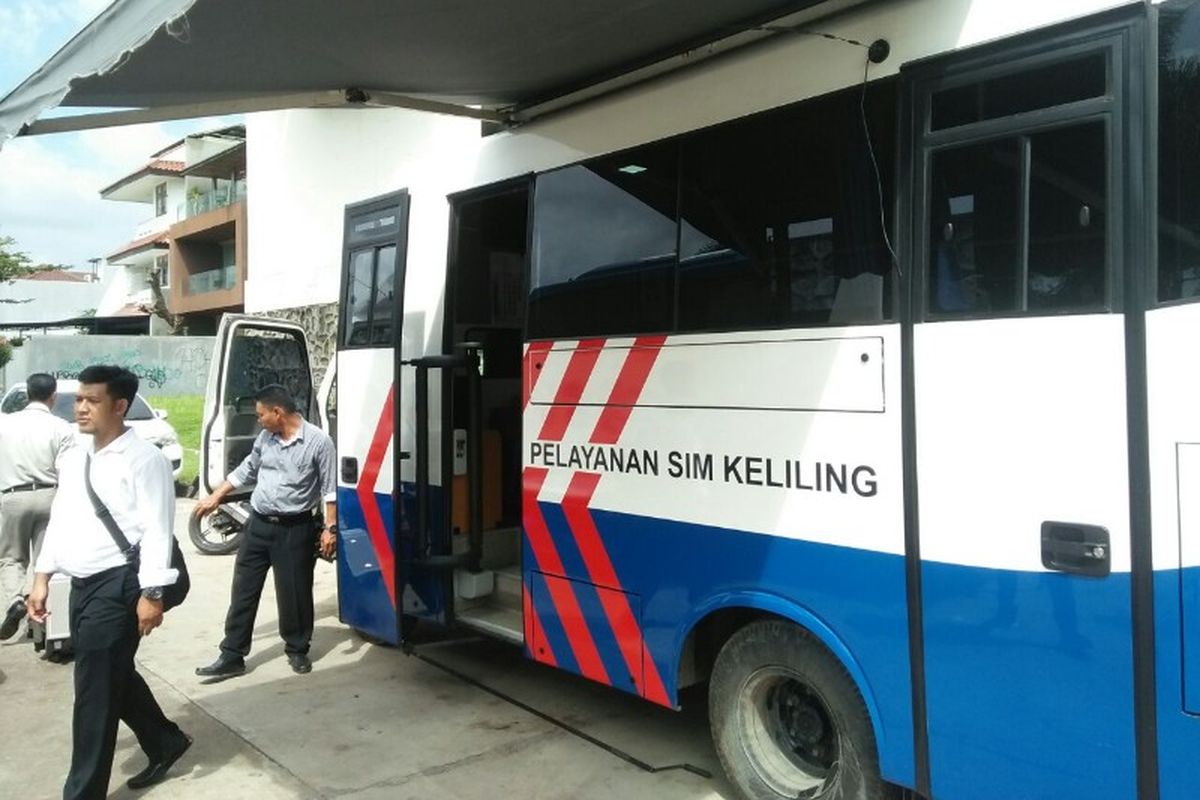 Surat Izin Mengemudi, SIM Keliling, lokasi SIM Keliling, Polda Metro Jaya, SIM keliling, Lokasi SIM keliling, Jadwal SIM Keliling, Cek Jadwal dan Lokasi SIM Keliling Jakarta Senin Ini