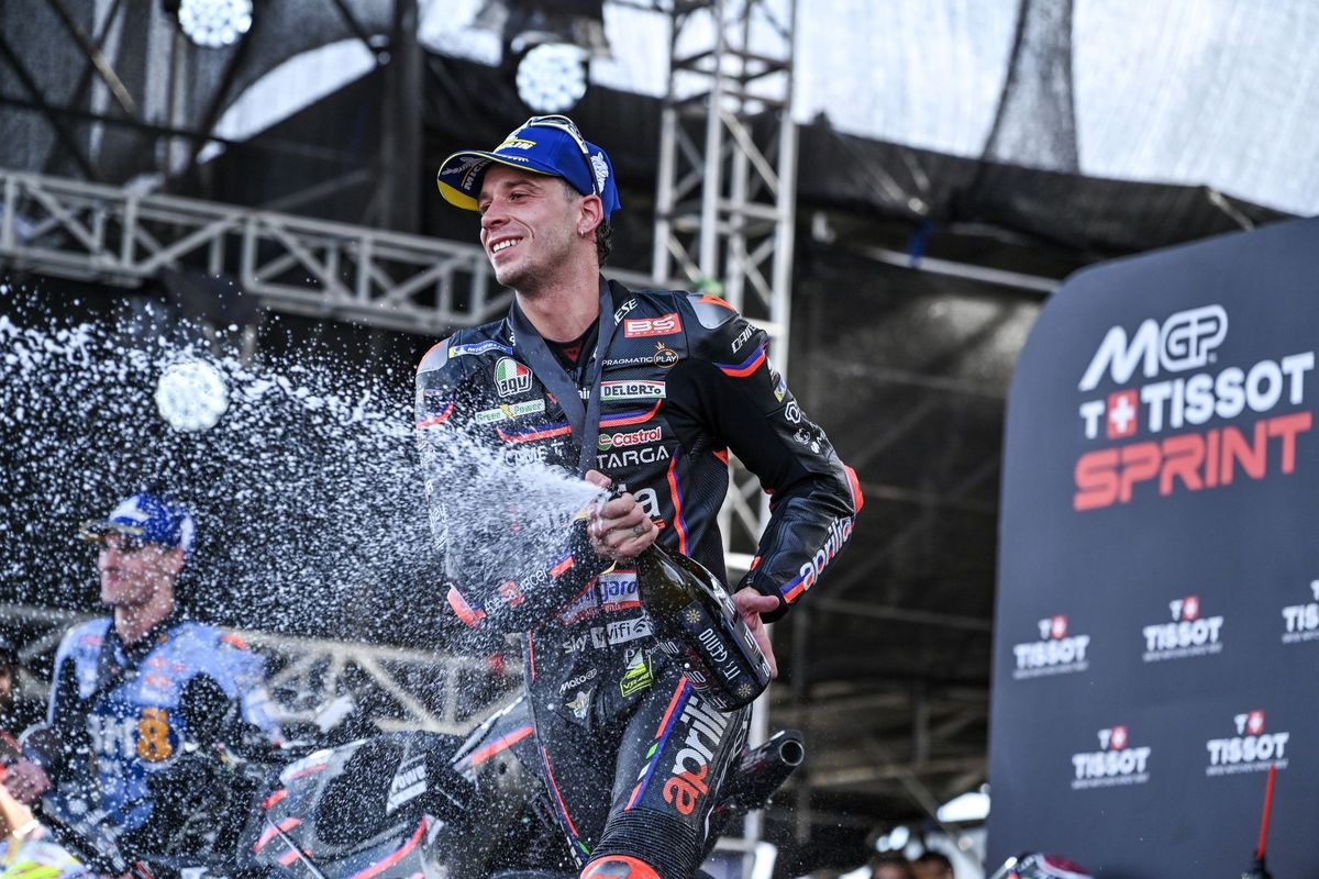 Marco Bezzecchi, ducati, Massimo Rivola, MotoGP Indonesia 2025, Aprilia dan Marco Bezzecchi: Ancaman Serius untuk Ducati