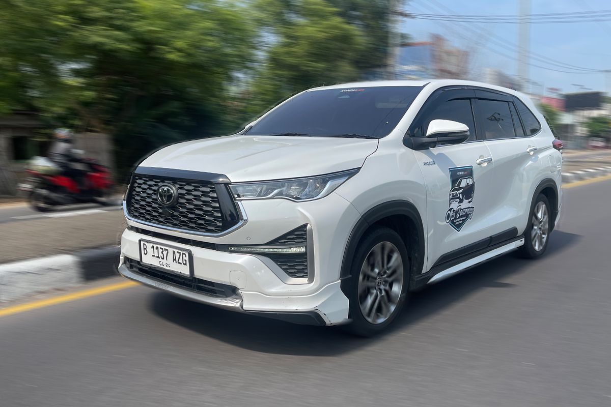 Kendaraan Ramah Lingkungan, kendaraan ramah lingkungan, mobil elektrifikasi, Chery Tiggo 8 CSH, Toyota Kijang Innova Zenix Hybrid, Perbandingan Tiggo 8 CSH dan Innova Zenix Hybrid