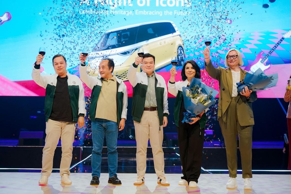 VW Kombi, Volkswagen, Volkswagen Indonesia, mobil keluarga, ID Buzz, vw kombi, Mobil VW, the all electric id buzz, Warisi DNA VW Kombi Legendaris, Volkswagen Rayakan Kehadiran ID. BUZZ lewat Malam Apresiasi “A Night of Icons”