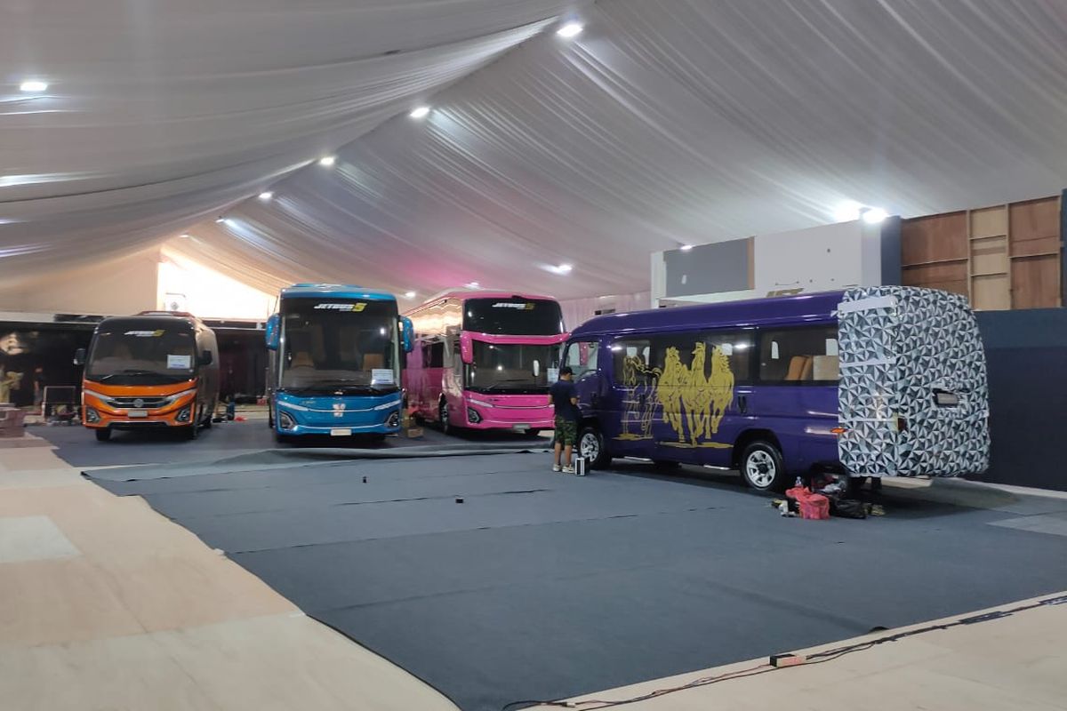 GIIAS 2025, ICE BSD, Karoseri Adiputro, Jetbus 5 Series, ice bsd, Persiapan GIIAS 2025: Karoseri Adiputro Tampilkan Jetbus 5