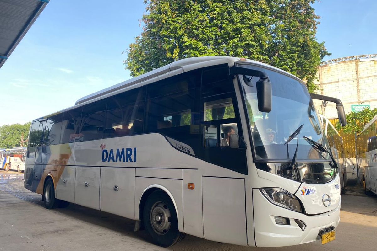 Jakarta-Yogyakarta, Damri, bus eksekutif, bus eksekutif jakarta jogja, bus eksekutif damri, DAMRI Buka Layanan Bus Eksekutif Jakarta–Yogya, Tarif Rp 200 Ribuan