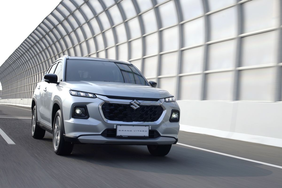 Suzuki, SHVS, Suzuki Grand Vitara, SUV Suzuki, Grand Vitara, Update Harga Suzuki Grand Vitara: SUV Modern dengan Sentuhan Hybrid