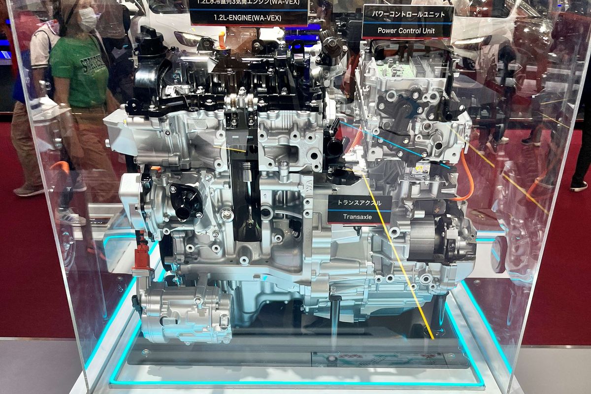 Daihatsu, hybrid, Hybrid, GIIAS 2025, mobil hybrid, Rocky Hybrid, e-Smart Hybrid, Mobil Hybrid, Klaim Daihatsu Soal Mobil Real Hybrid yang Siap Meluncur Pekan Depan