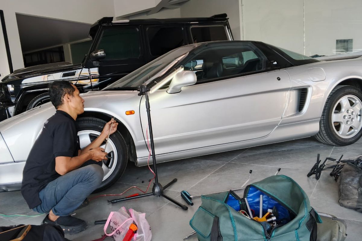 bodi mobil, Paintless Dent repair, body mobil penyok, perbaikan body mobil, Bukan Lagi Ketok Magic, Ini Teknik Perbaiki Mobil Penyok
