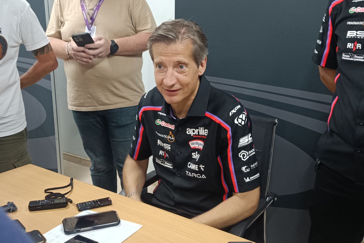 MotoGP, Marc Marquez, MotoGP Indonesia, Marco Bezzecchi, Aprilia Racing, Massimo Rivola, Bos Aprilia Tanggapi Insiden Bezzecchi dan Marc di Mandalika