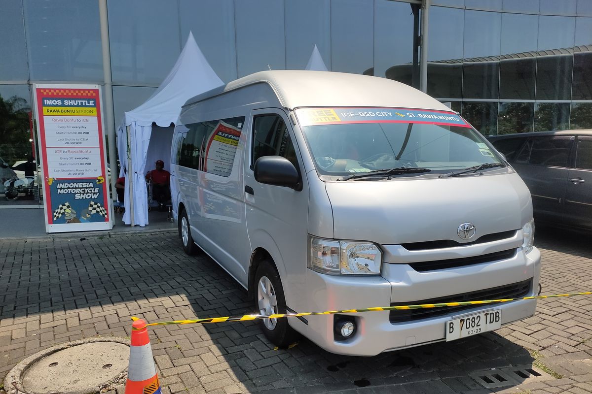 pameran otomotif, ICE BSD, shuttle bus, Indonesia Motorcycle Show, roda dua, IMOS 2025, Mengisi Akhir Pekan ke IMOS 2025, Bisa Naik Shuttle Bus Gratis