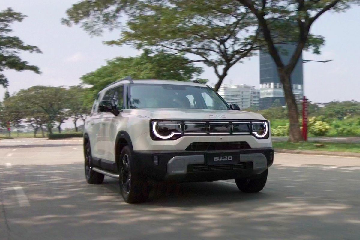 mesin hybrid, BAIC BJ30 Hybrid, GIIAS 2025, SUV Tiongkok, Impresi BAIC BJ30 Hybrid: Desain Maskulin dan Performa Tinggi