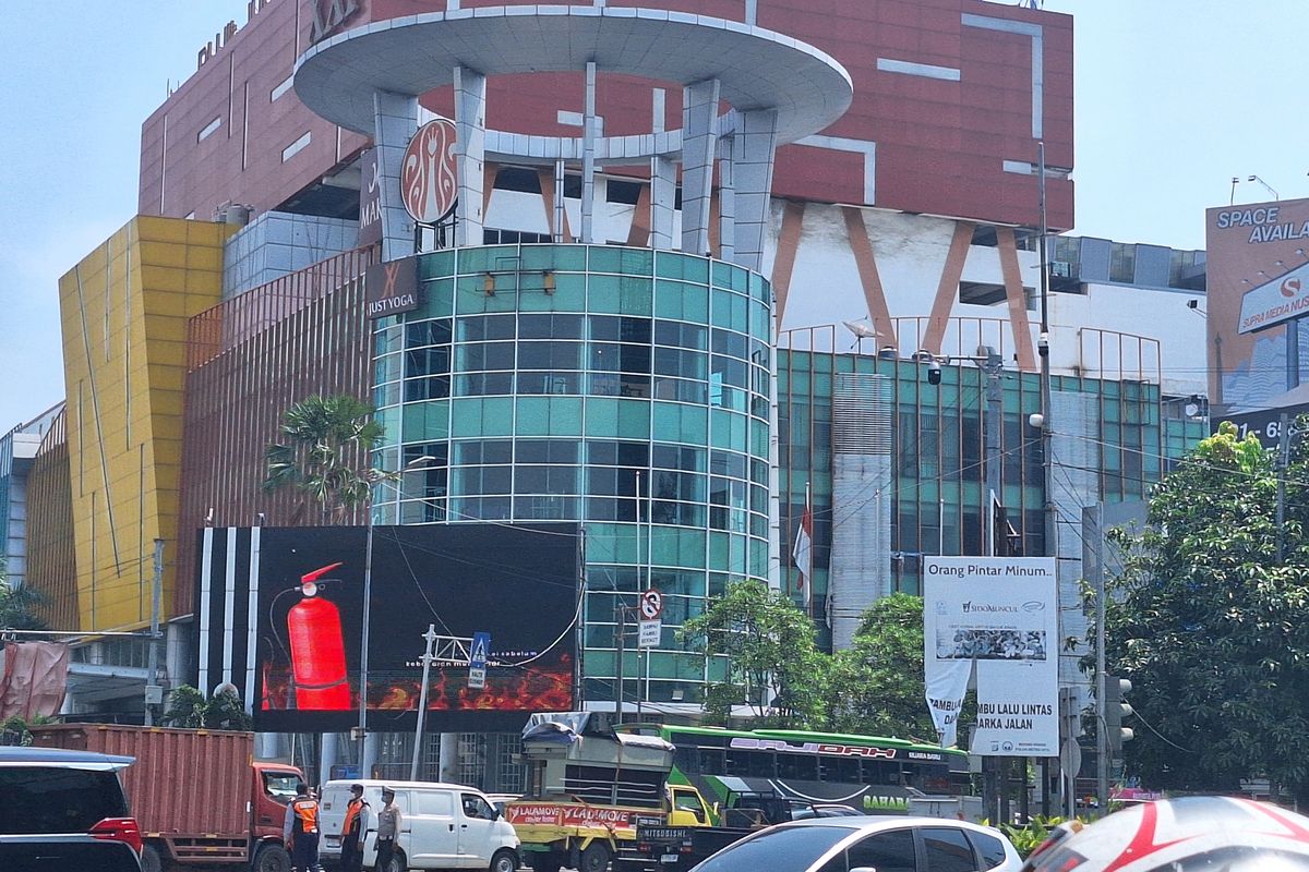 Mal Pluit Junction, kendaraan listrik, mal pluit junction, mal pluit junction tutup, Mal Pluit Junction Tutup, Bakal Jadi Pusat Kendaraan Listrik