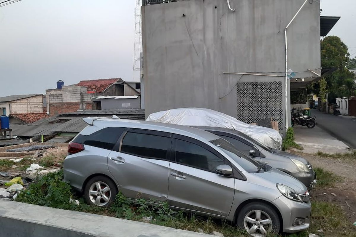 JAKARTA, Jakarta, Perawatan Mobil, kerusakan mobil, parkir terbuka, Mengatasi Masalah Parkir Mobil di Jakarta yang Terbuka