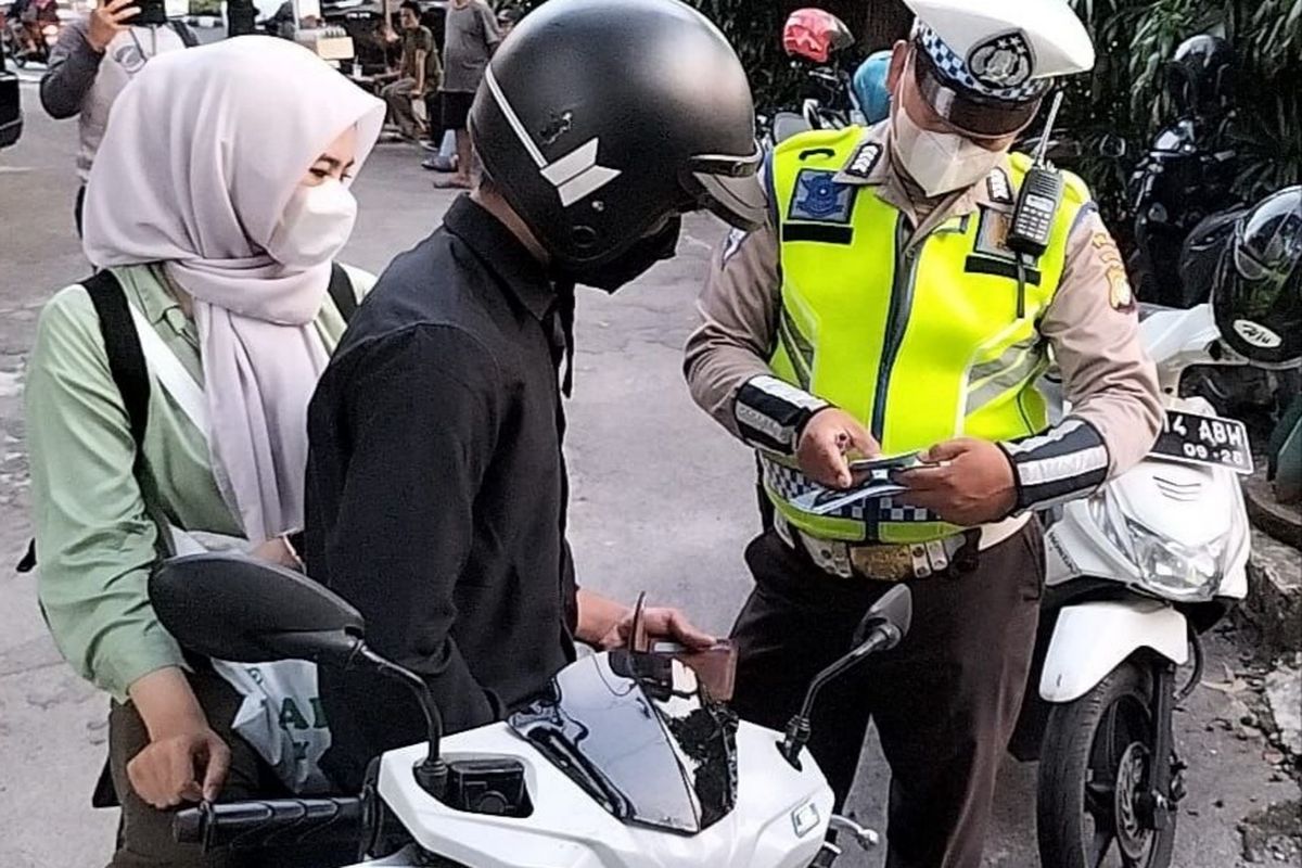 Korlantas Polri, Operasi Patuh, Polda Metro Jaya, Operasi Patuh Jaya, pelanggaran lalu lintas, operasi patuh jaya, Operasi Patuh 2025: Digelar Hari Ini Serentak di Seluruh Indonesia