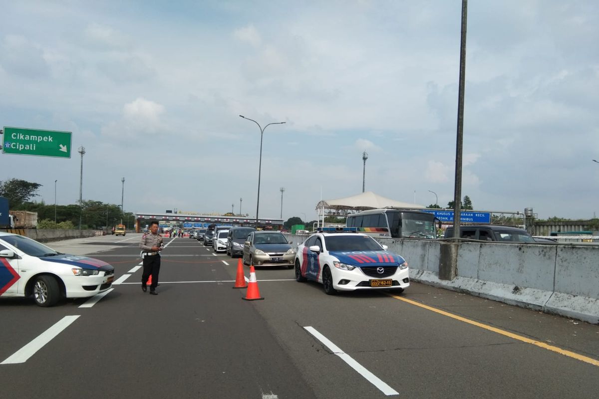 mudik, rekayasa lalu lintas, ganjil genap, contraflow, one way, mudik Lebaran 2025, Mudik Lebaran 2025: Contraflow, One Way dan Ganjil Genap Berlaku Mulai Hari Ini