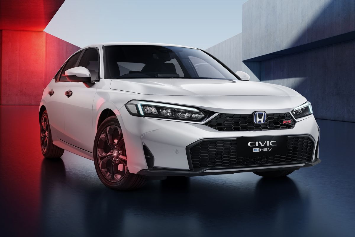 Sedan hybrid, Toyota, Corolla Altis HEV, Honda, All New Civic RS, e:HEV, Civic Hybrid, Altis Hybrid, sedan hybrid, Mobil Hybrid, Honda Prospect Motor (HPM), Civic hybrid, Pilihan Sedan Hybrid di Bawah Rp 700 Juta, Civic atau Corolla Altis?
