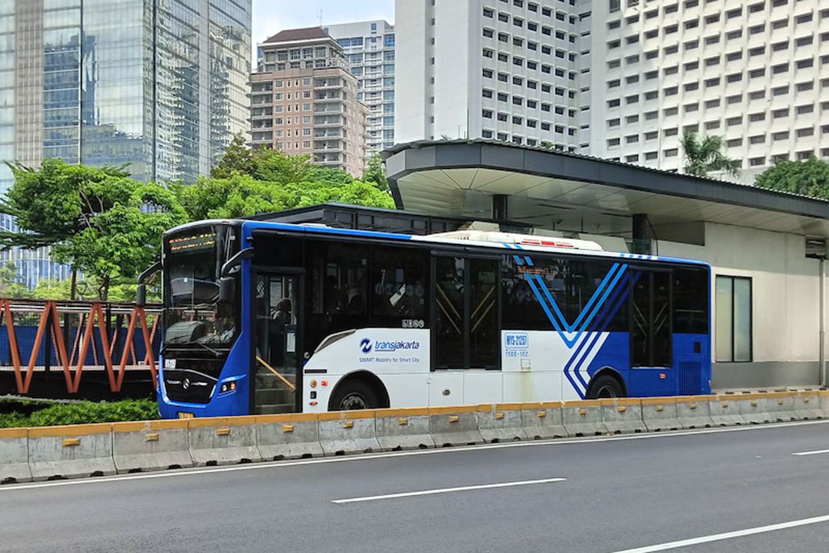bus transjakarta, Dishub DKI Jakarta, Transjakarta, HUT RI, tarif bus transjakarta, Tarif Transjakarta Rp 80 Hanya Berlaku Dua Hari