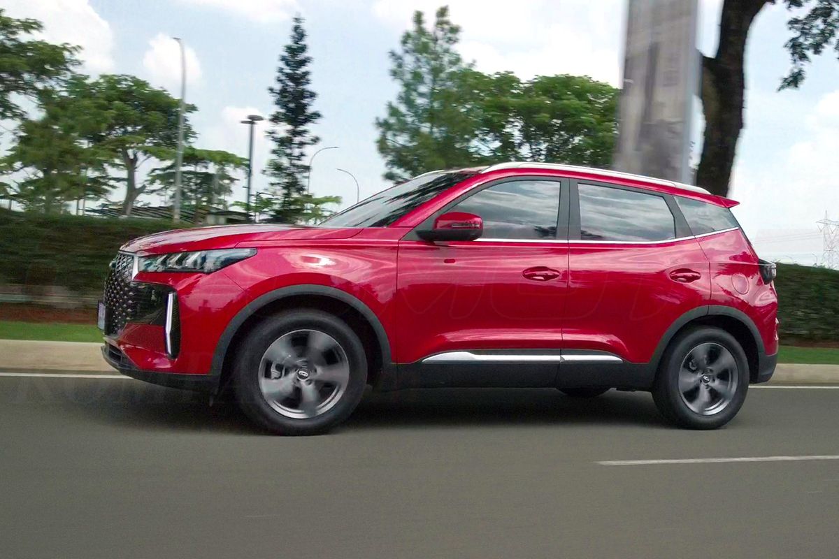 Chery Tiggo Cross, SUV kompak, konsumsi BBM, Konsumsi BBM, IIMS 2025, Uji Coba Chery Tiggo Cross: Konsumsi BBM Jakarta-Palembang
