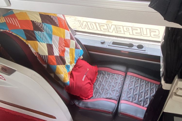 bus mewah, kenyamanan penumpang, tren desain bus, suite class, Prediksi Tren Bus Suite Class 2026: Mewah dan Nyaman