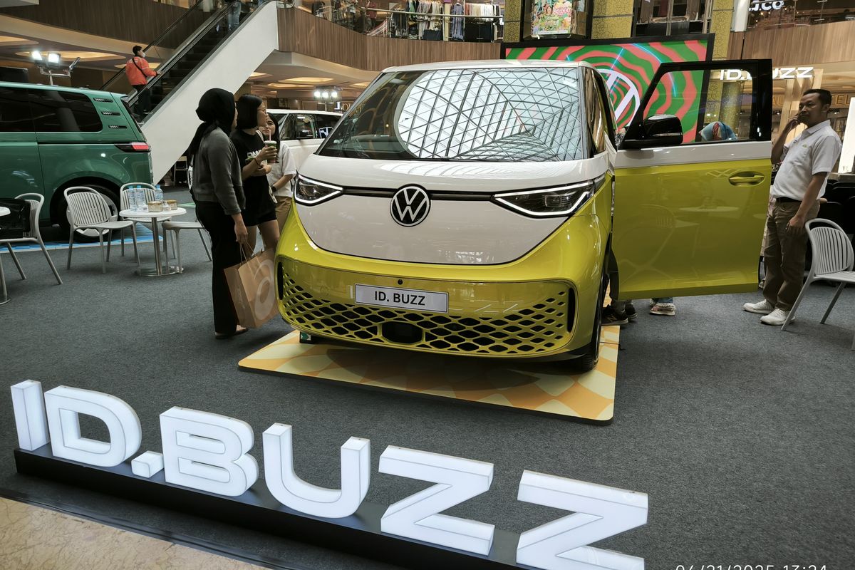Volkswagen, mobil listrik, Garuda Mataram Motor, Kombi, VW ID. Buzz, Volkswagen Luncurkan ID. BUZZ di Bandung, Mobil Listrik Ikonik