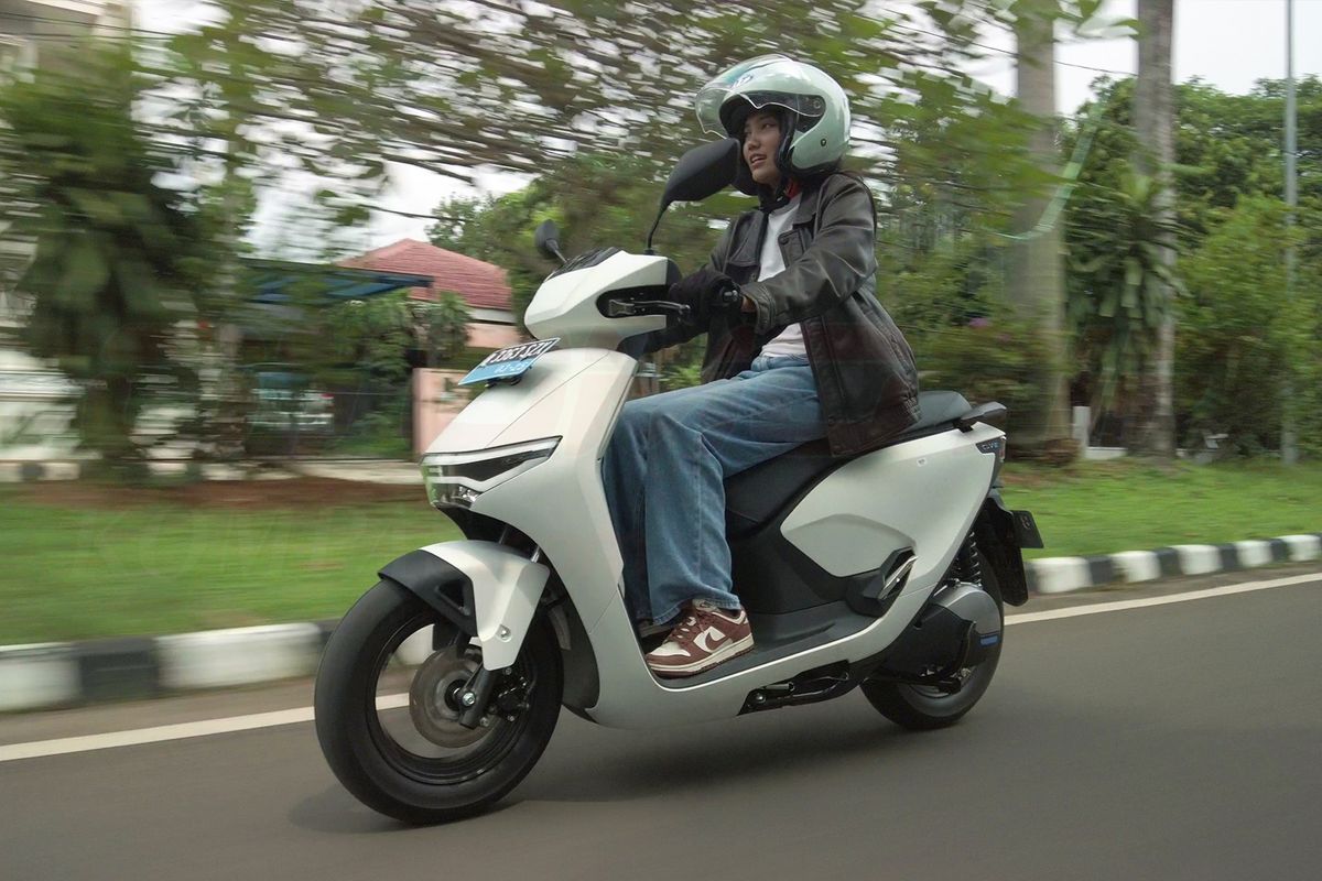 motor listrik, Test ride, motor listrik honda, cuv e:, Honda CUV e:, Motor Listrik Honda CUV e: Dipakai Harian, Butuh Biaya Berapa?