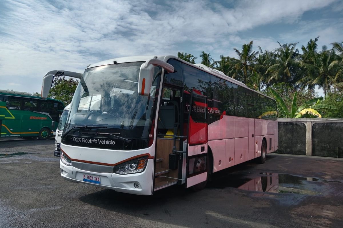 PO Efisiensi, bus AKAP, PO Bus, Bus AKAP Listrik, PO Efisiensi Sebut Bus Listrik Tidak Bisa untuk Jarak Jauh