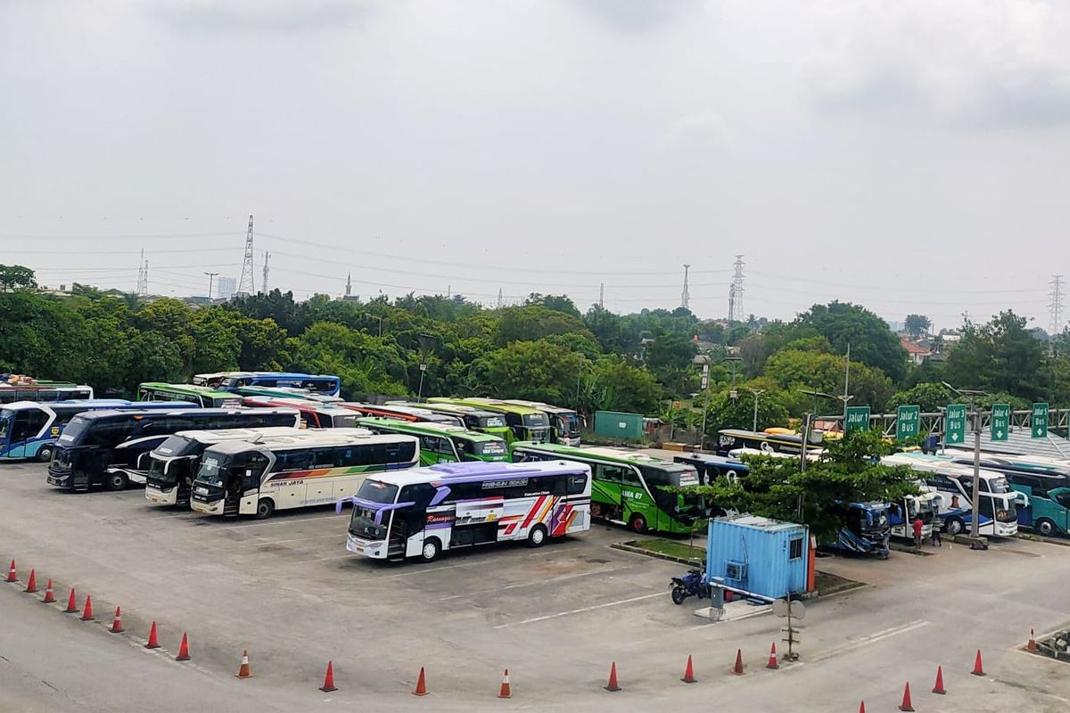 angkutan umum, Kemenhub, Mudik Lebaran, penumpang bus, penumpang angkutan umum, Penumpang Angkutan Umum Diklaim Naik 8,5 Persen Saat Mudik Lebaran