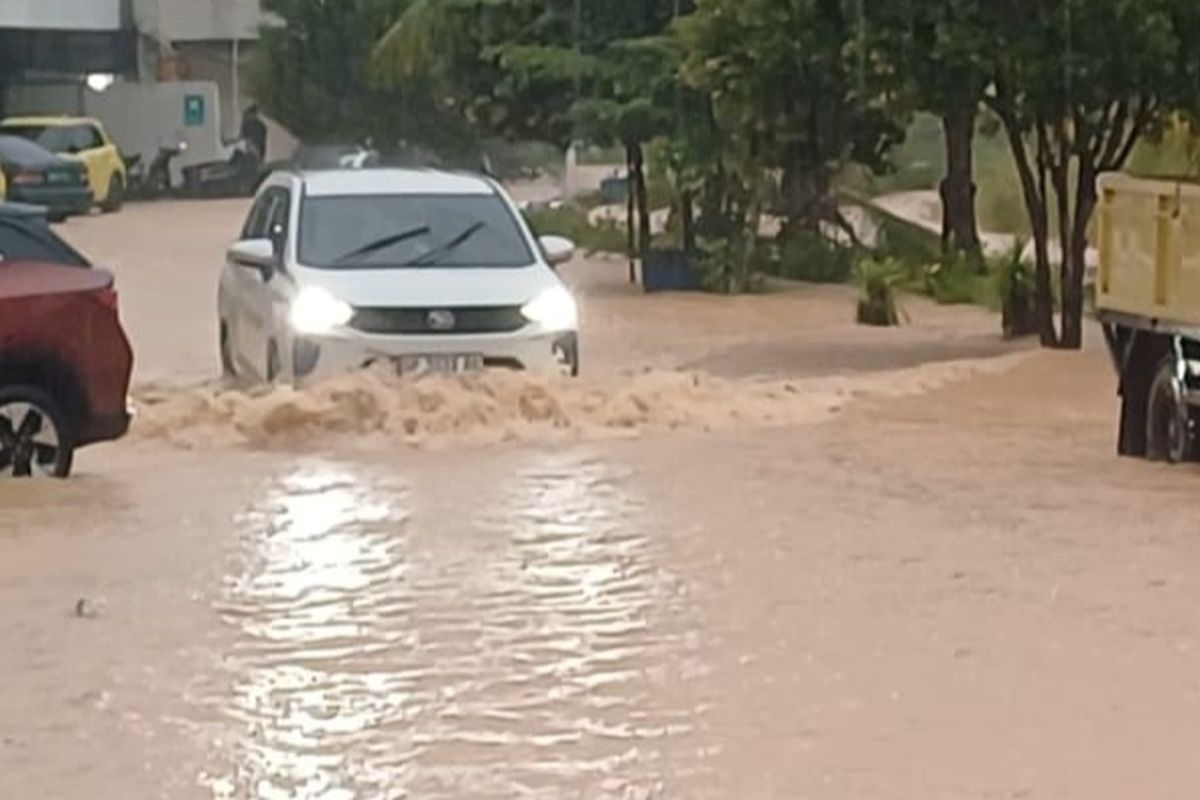 perbaikan mobil, Banjir Jakarta, biaya salon mobil, detailing mobil, Biaya Perbaikan Mobil Pascabanjir: Apa yang Perlu Diketahui?