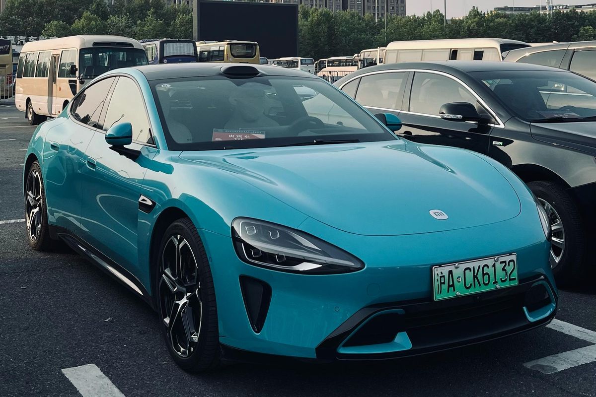 Auto Shanghai 2025, Xiaomi SU7, mobil listrik, sedan premium, Xiaomi Su7, Lihat Lebih Dekat Mobil Listrik Xiaomi SU7 di Auto Shanghai 2025