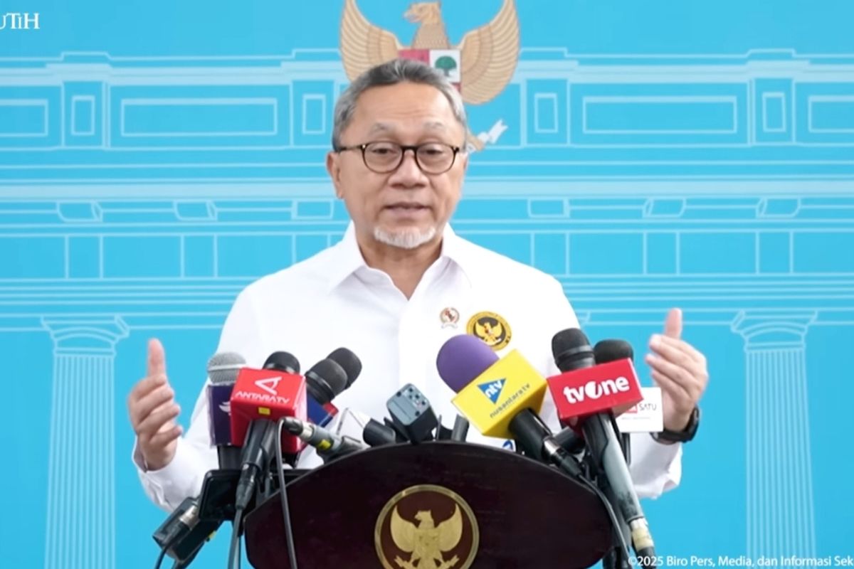 otomotif, etanol, Zulhas, etanol 10 persen di BBM, etanol 10 persen, Menko Zulhas Pastikan BBM Pakai Campuran Etanol 10 Persen di 2026