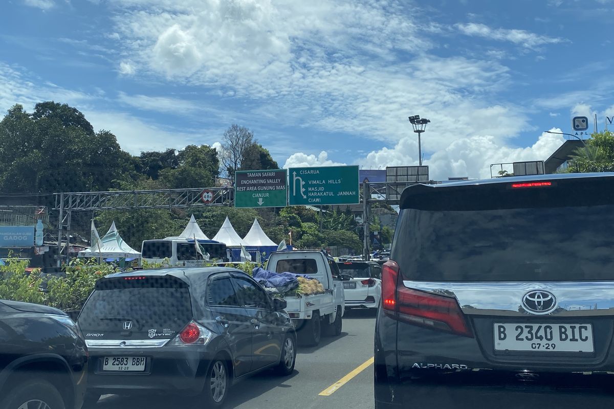 lalu lintas, Puncak, Satlantas Polres Bogor, rekayasa lalu lintas, Puncak Bogor, Lalu Lintas, Update: One Way Arah Atas Berlaku di Jalur Puncak Bogor