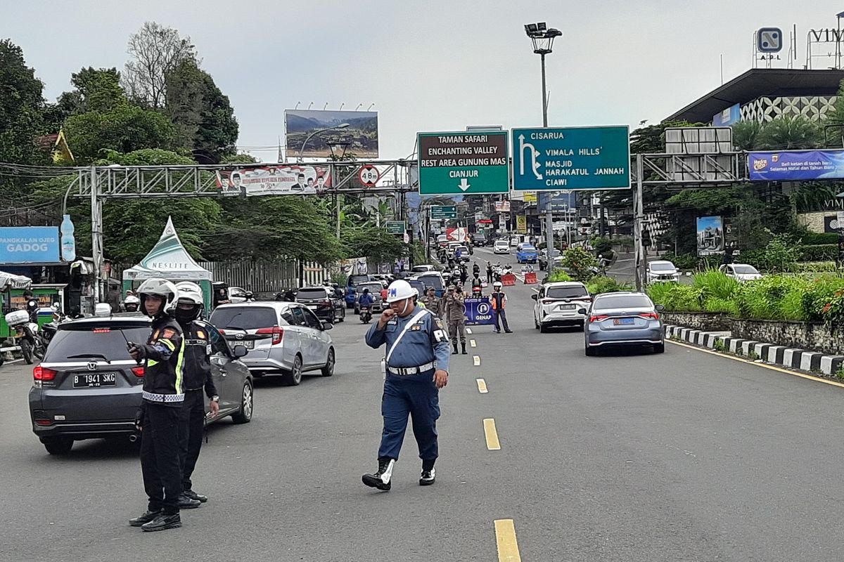 lalu lintas, wisata, Puncak Bogor, jalur alternatif, Jalur Puncak, Lalu Lintas, Libur Lebaran, jalur Puncak, Hari Ini Kawasan Puncak Bogor Berpotensi Macet, Simak Jalur Alternatifnya
