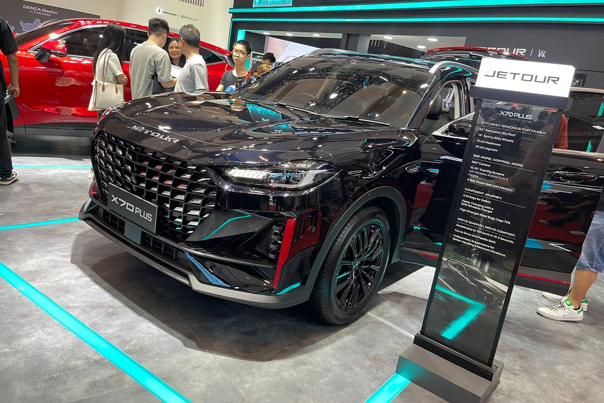 Jetour X70 Plus, diskon mobil GIIAS, Jetour Dashing di GIIAS 2025, Penawaran Spesial Jetour Dashing dan X70 Plus di GIIAS 2025