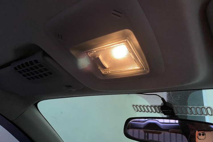 Saat Mudik Malam Hari Pengguna Mobil Wajib Matikan Lampu Kabin
