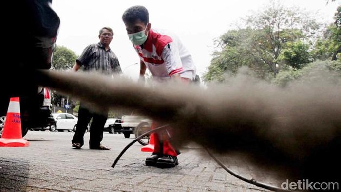 Array,Lagi! 12 Kendaraan Tak Lulus Uji Emisi, Pemilik Didenda Hingga Rp 8 Juta