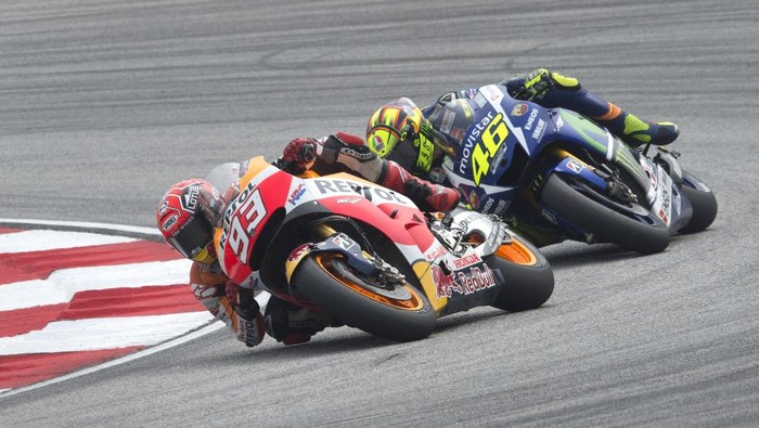 Array,Jorge Lorenzo soal Sepang Clash 2015: Rossi Dorong Marquez Keluar Lintasan