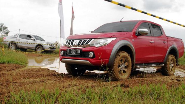 Jadi Mobil Koperasi Merah Putih, Mahindra Klaim Scorpio Pik Up Ungguli Hilux dan Triton