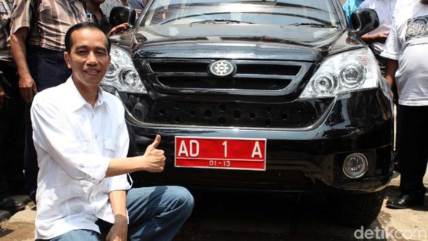 Array,Riwayat Esemka: 'Dulu Digadang-gadang Mendunia, Kini Diseret ke Meja Hijau'