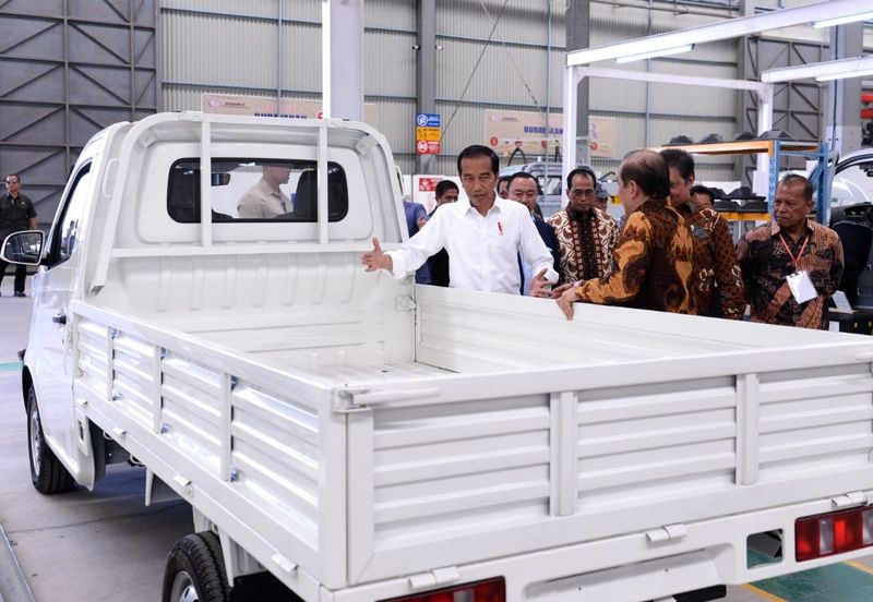 Array,Riwayat Esemka: 'Dulu Digadang-gadang Mendunia, Kini Diseret ke Meja Hijau'