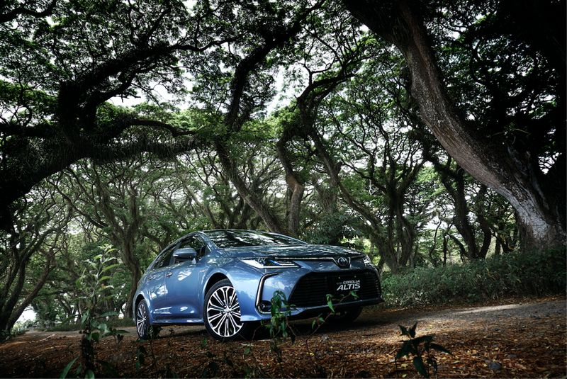 Array,Daftar Harga Mobil Hybrid Toyota, Mulai dari Rp 400-an Juta