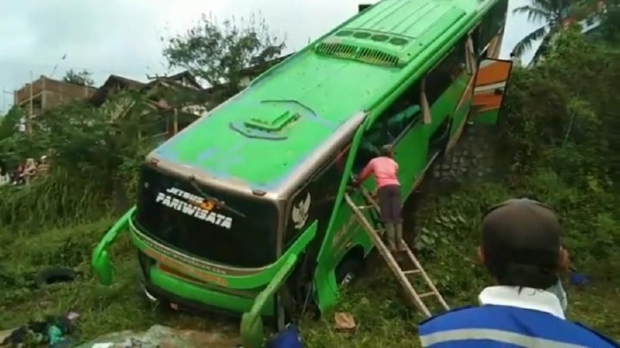 Array,Rem Blong Masih Jadi Penyebab Kecelakaan Fatal Bus