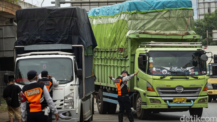 Array,Ngeri Banget Bawa Truk ODOL: Ibarat Ngerem Senin, Berhentinya Sabtu