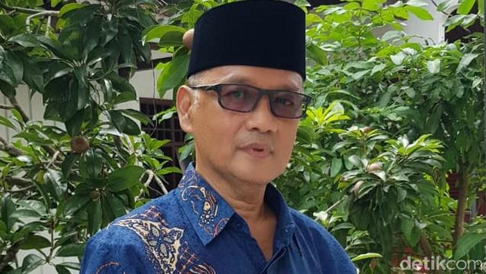 Array,Intip Garasi Menteri Haji dan Umrah M Irfan Yusuf: Ada Mio Karbu hingga Pajero