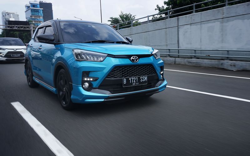 Array,Perbandingan Harga Suzuki Fronx Vs Rocky-Raize dan WR-V