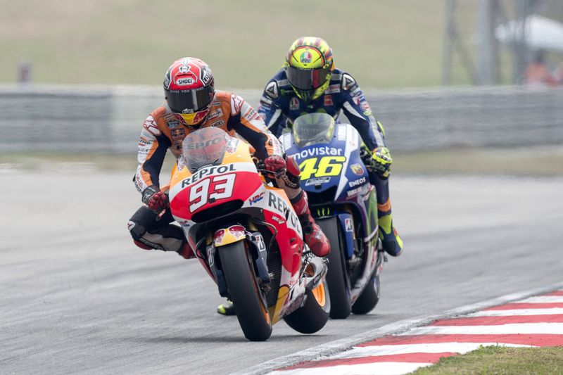 Array,Marc Marquez Seharusnya Minta Maaf ke Valentino Rossi!