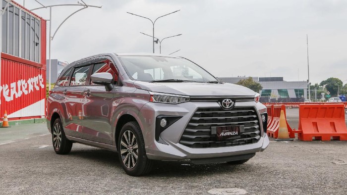 Harga Toyota Avanza Terbaru 2026, Tipe Tertinggi Tembus Rp 300 Jutaan